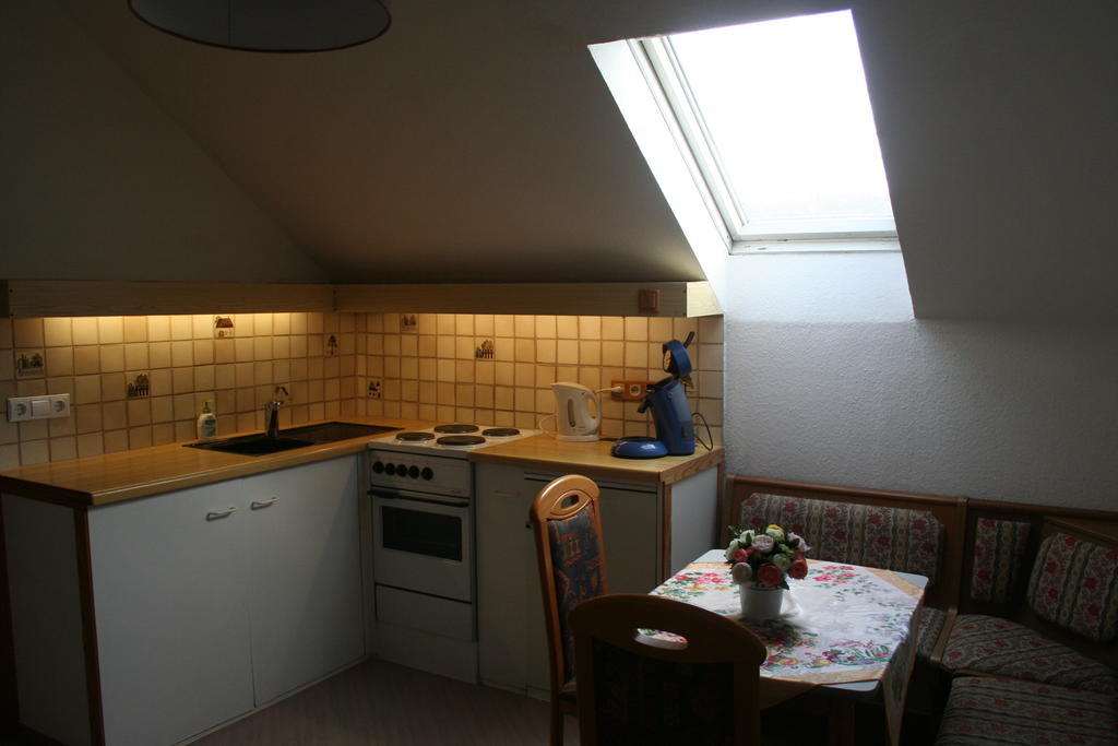 Grillglut Hotel Arnsberg Kamer foto